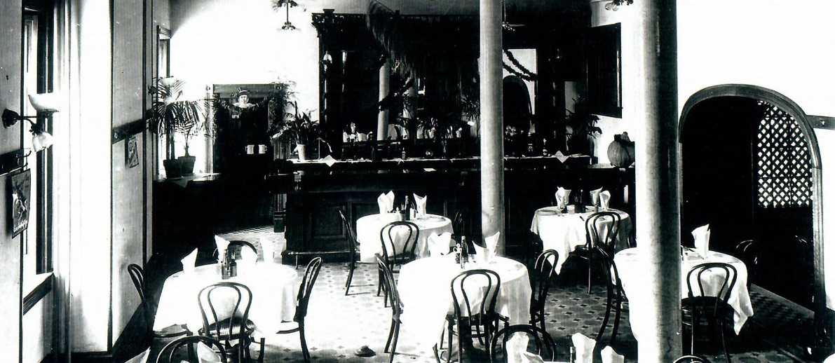 Hotel Dining Room, 1889-1903